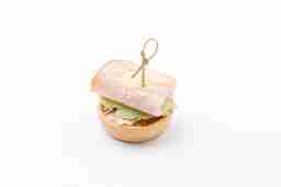 Quiche Lorraine cu ciuperci si pui,iceberg si pastrama 