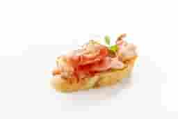 Bruschetta with bacon and tomatoes