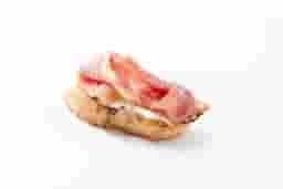 Bruschetta with prosciutto and pear
