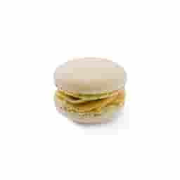 Macarons with pistachios